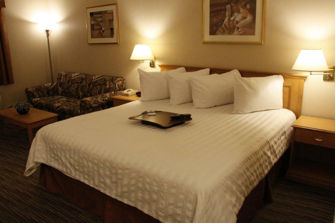 Humphry Inn And Suites Winnipeg Exteriör bild